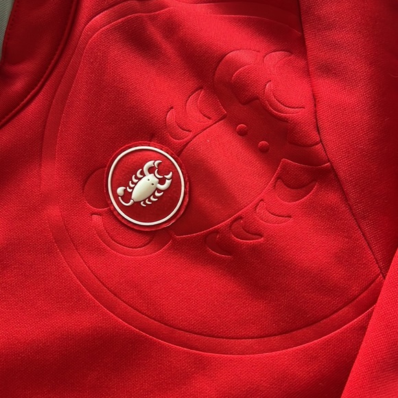 Biking - Picture 2 of 4